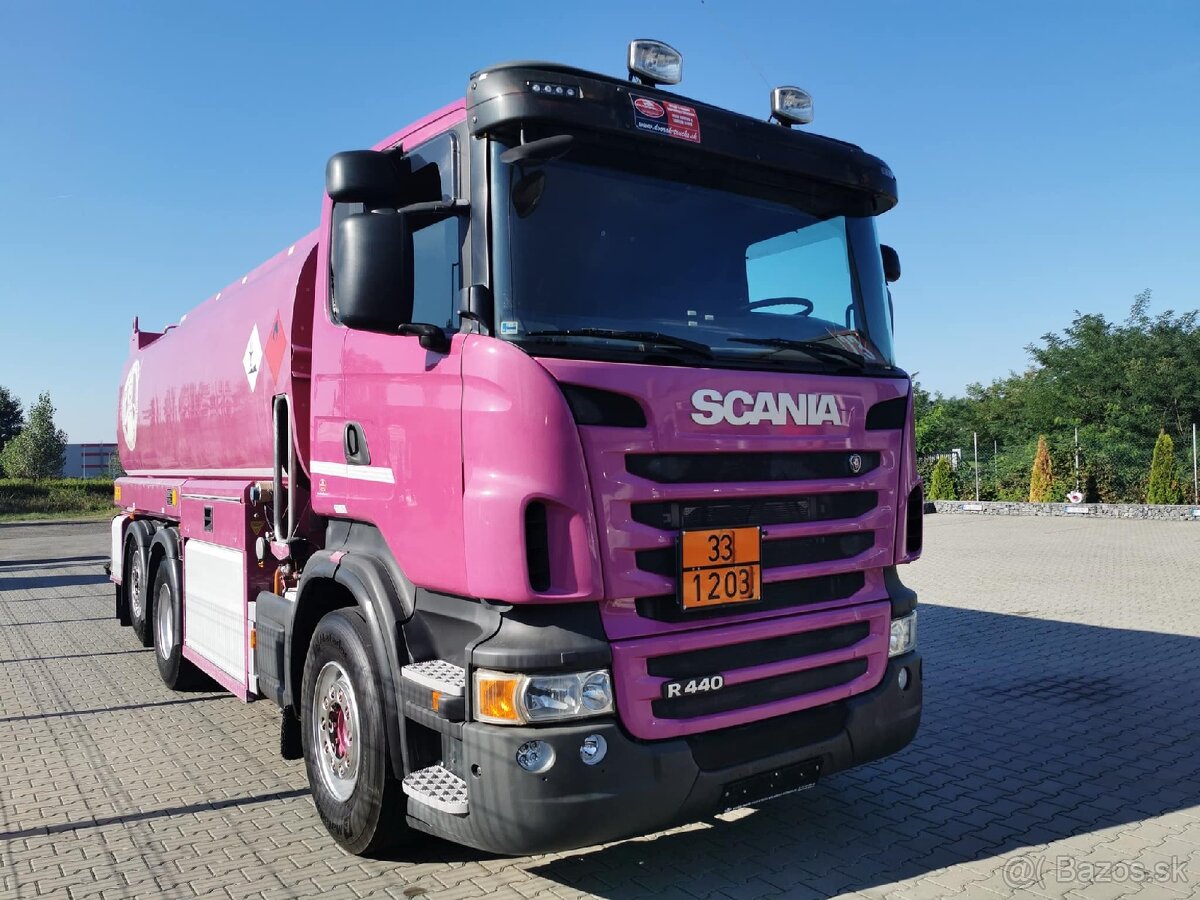 Scania R440 Cisterna