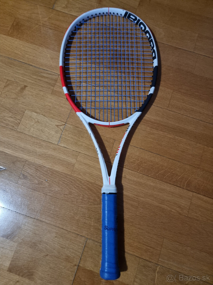 Babolat pure strike tour