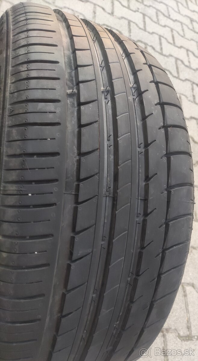 Triangle Sportex TSH11 225/45/R17