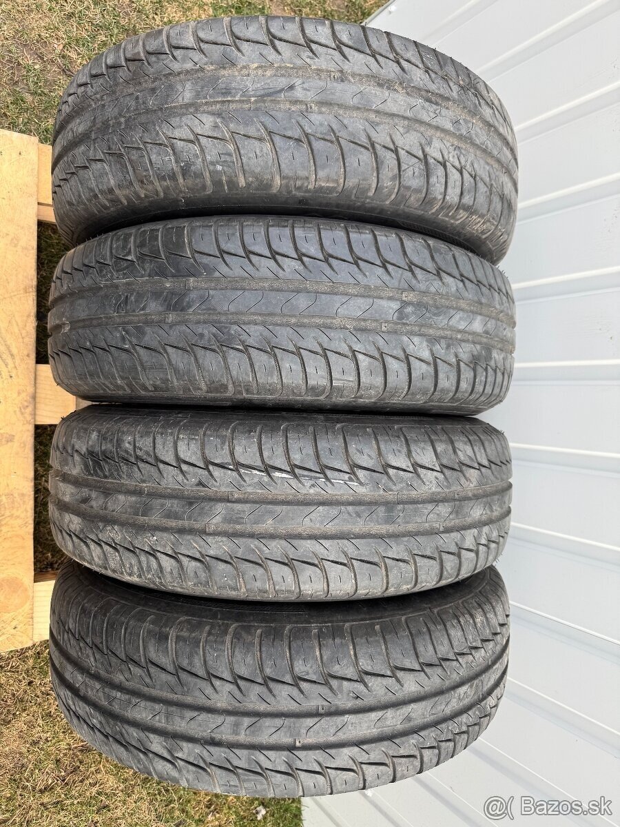 // Letna sada pneu Kleber 185/70 R14