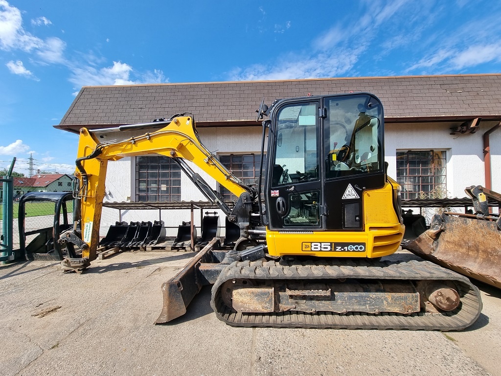 Prodám/pronajmu JCB 85Z-1 model 2016