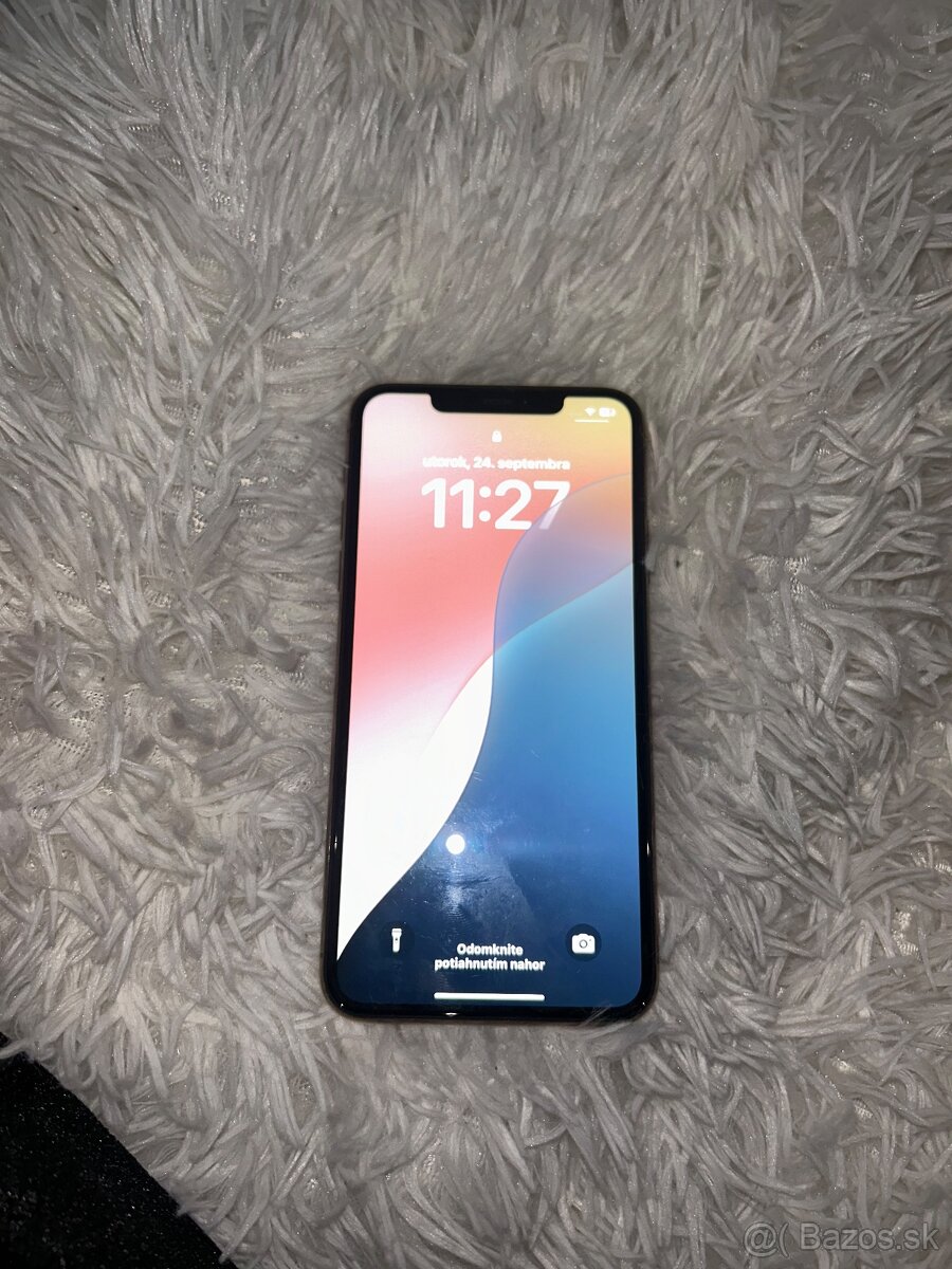 iPhone 11 pro max gold 64gb