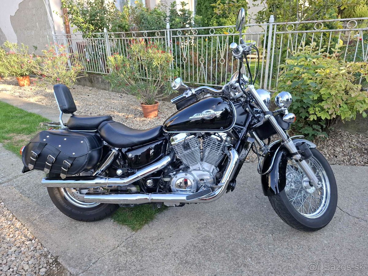 Honda Shadow VT 1100 C2