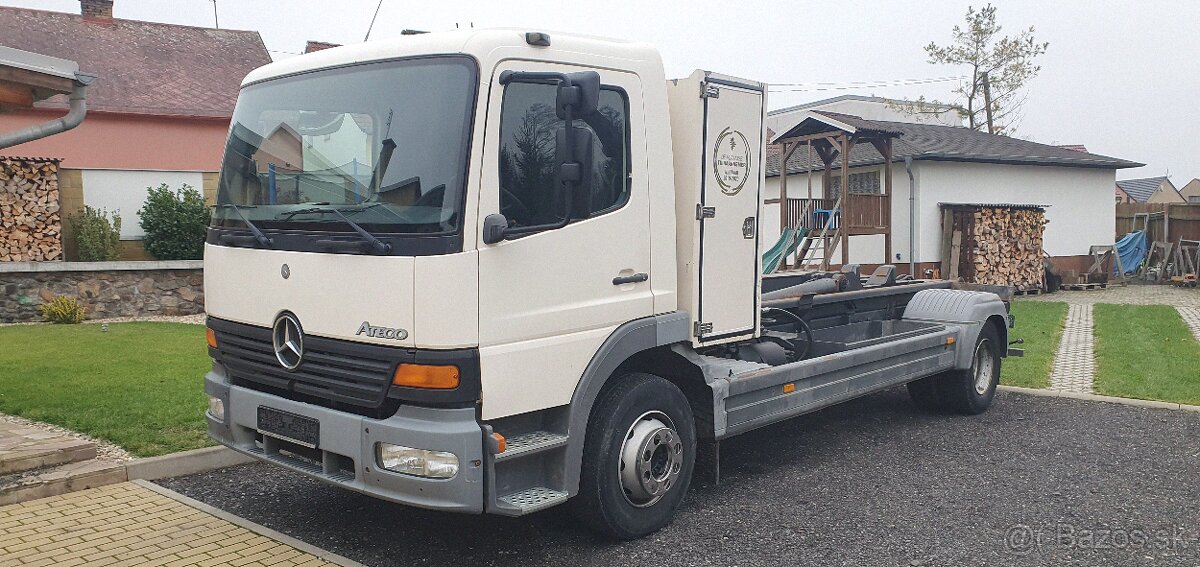 Mercedes Atego 1218 nosič kontajnera