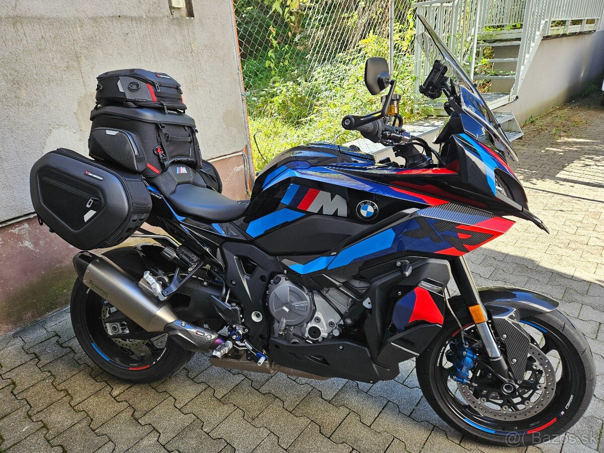 BMW M 1000 XR