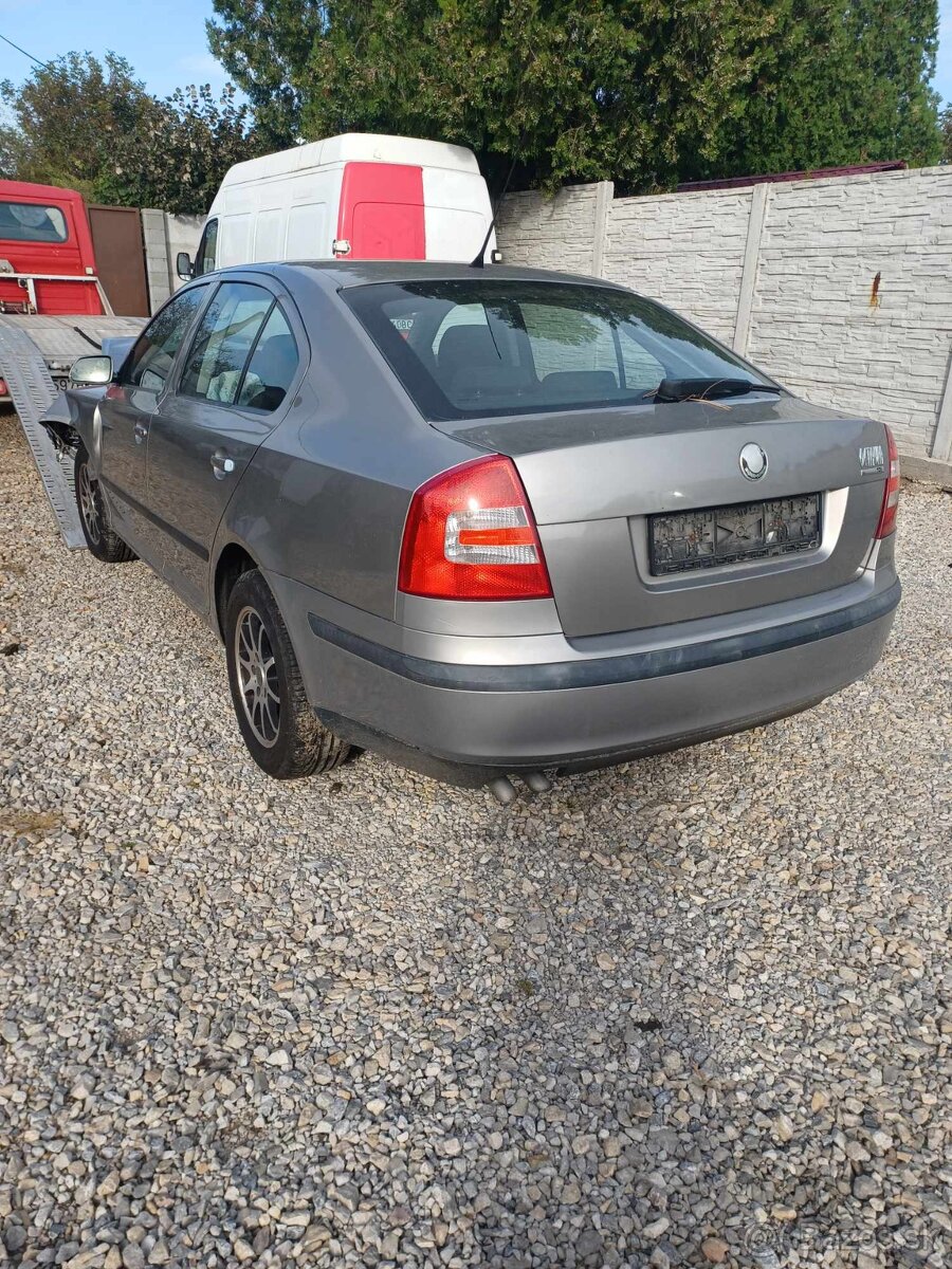 Rozpredam škoda Octavia II 1.9Tdi 77kw BXE 2008