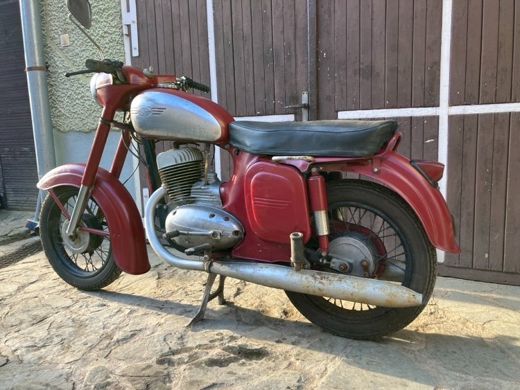 jawa 250 559