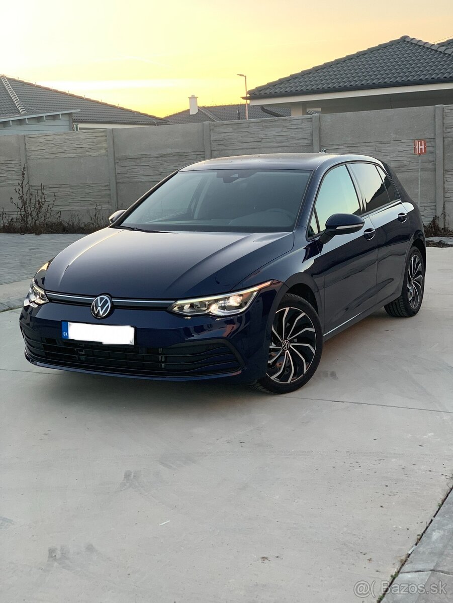 Predám Volkswagen Golf 8  1.5 TSI ACT