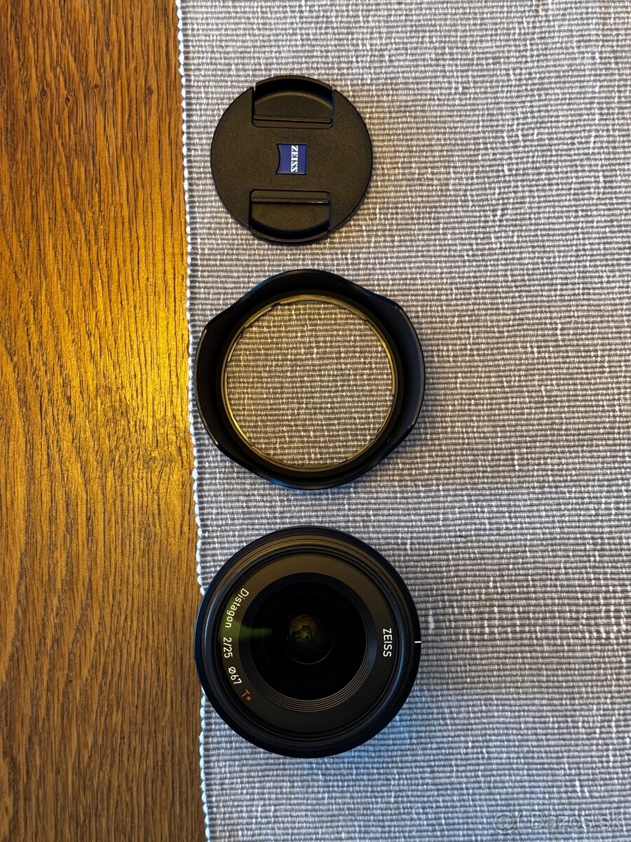 Zeiss Batis 25mm f2