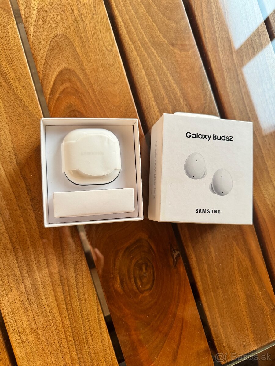 Samsung galaxy buds2 v ZÁRUKE