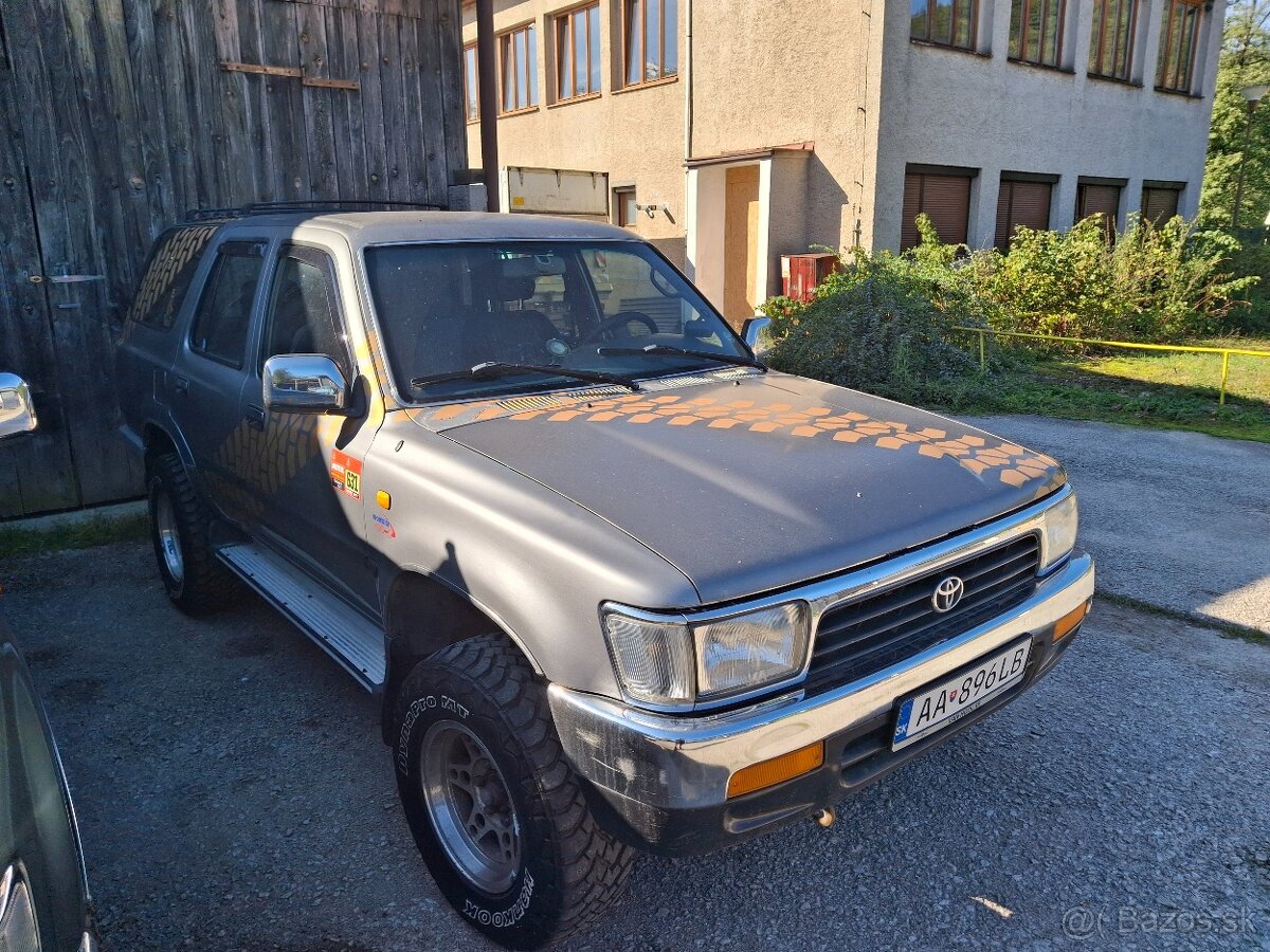 Toyota 4 runner 2.4 td 4x4 rezervovane.