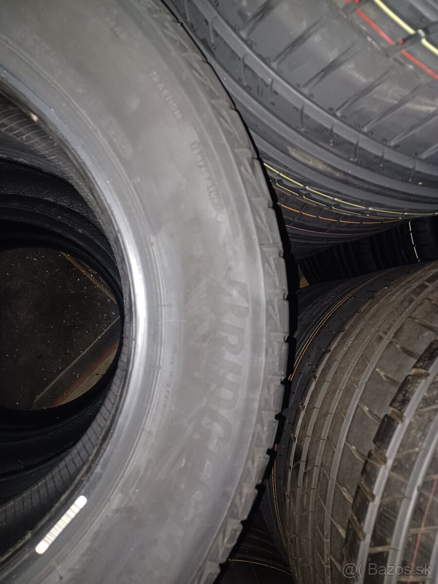 Bridgestone 215x60x16 nové