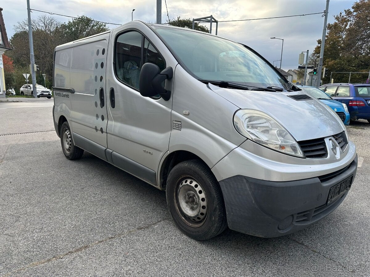 RENAULT TRAFIC 2.0 DCI ROK 2010