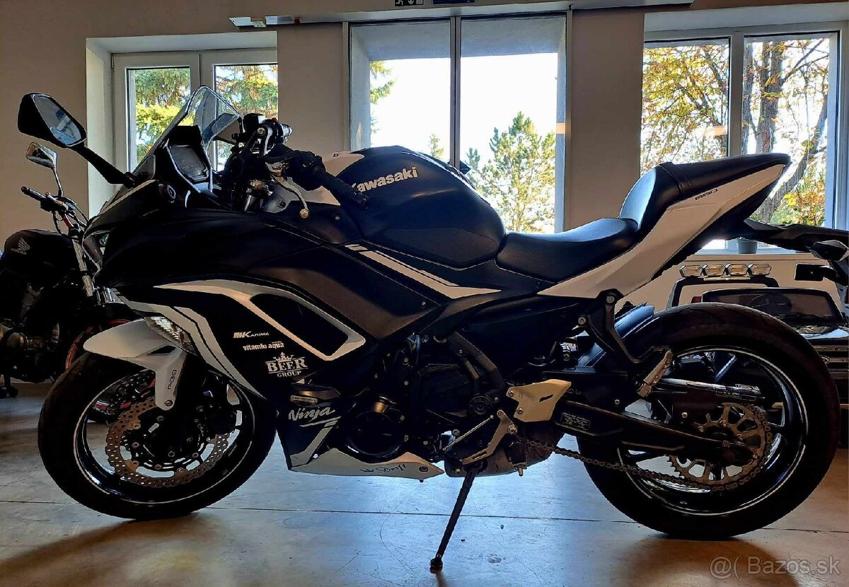 KAWASAKI NINJA 650 Biela