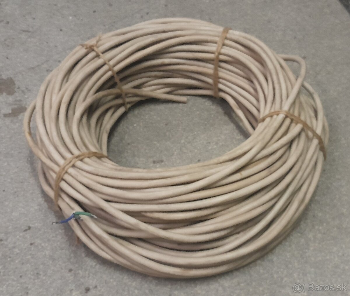 Predám ohybný silikónový kabel SiHF 3x4,0