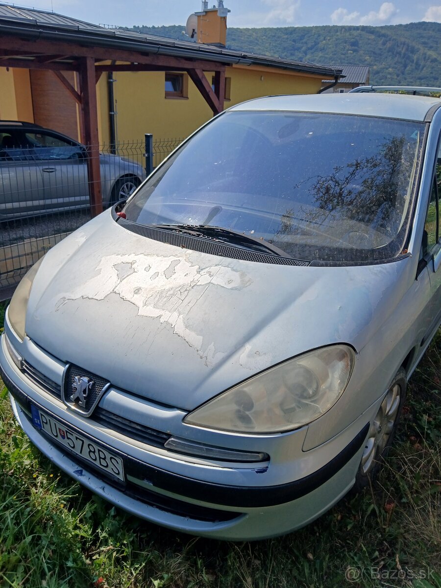 Predám Peugeot 807 2,2HDI