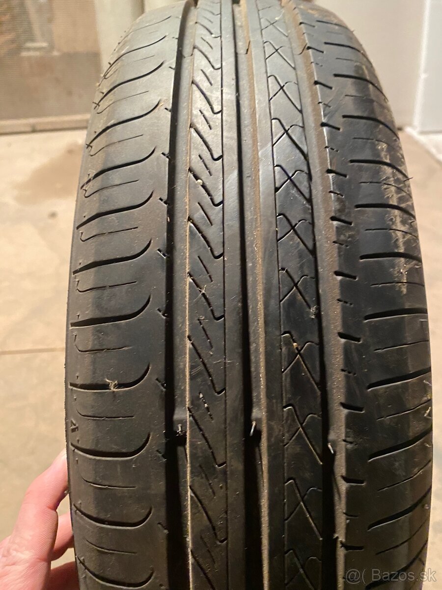 Pneumatiky 165/70 r15