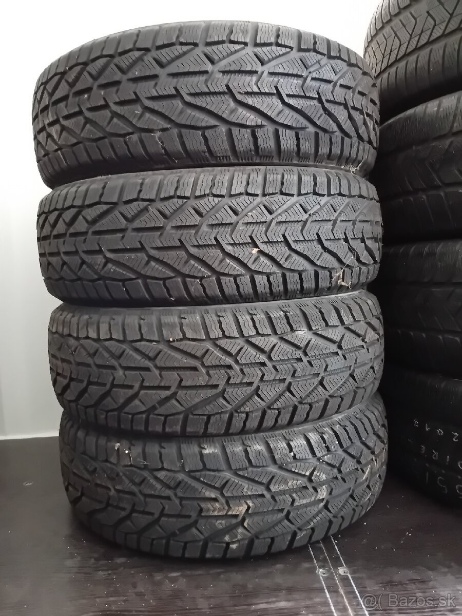 Nové nikdy nejazdené zimné pneu 225/65R17