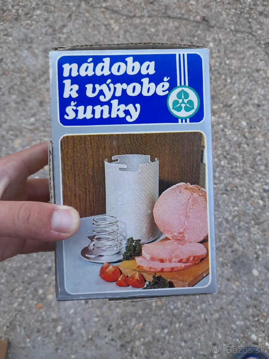 Predám Nádobu na výrobu šunky .