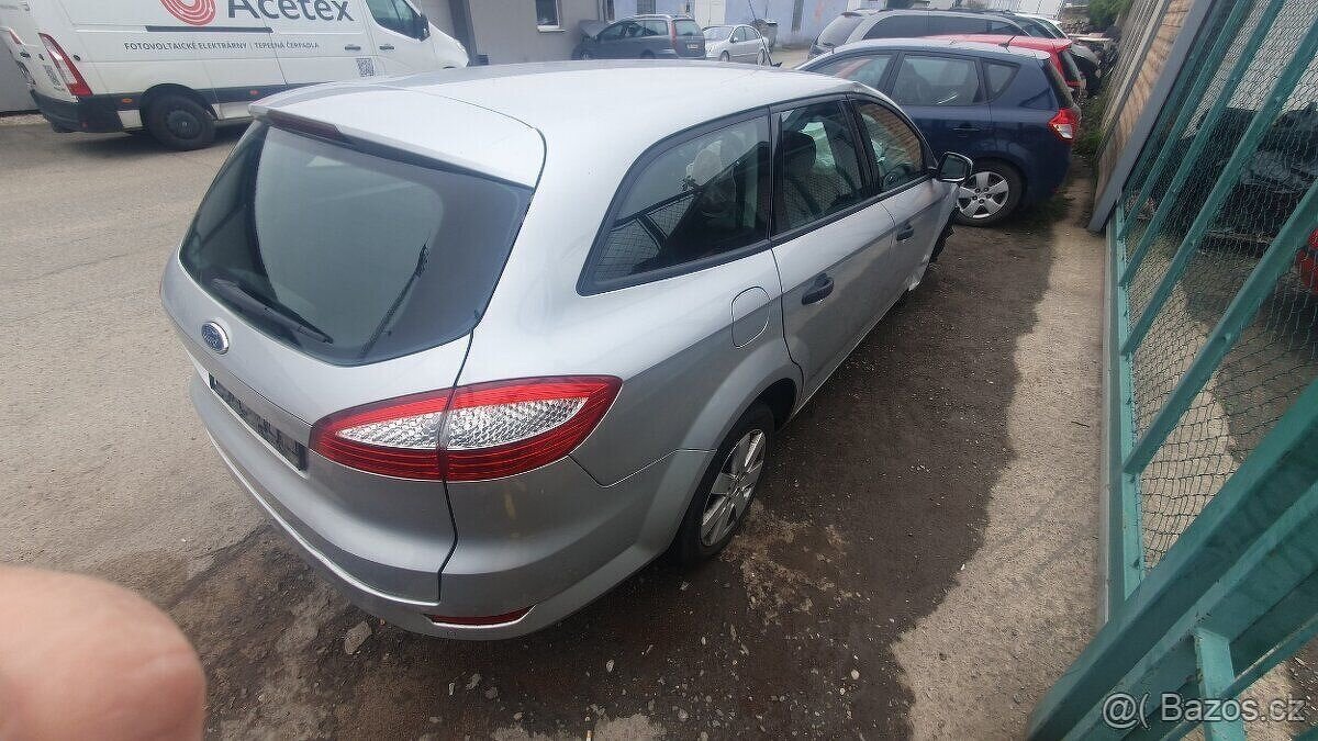 Ford mondeo mk4,1.6i,81kw,2008,5kvalt, klimatizace