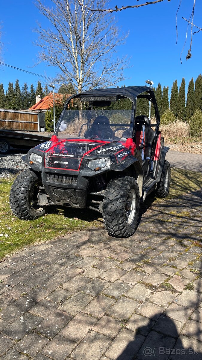 Polaris RZR 800 UTV buggy