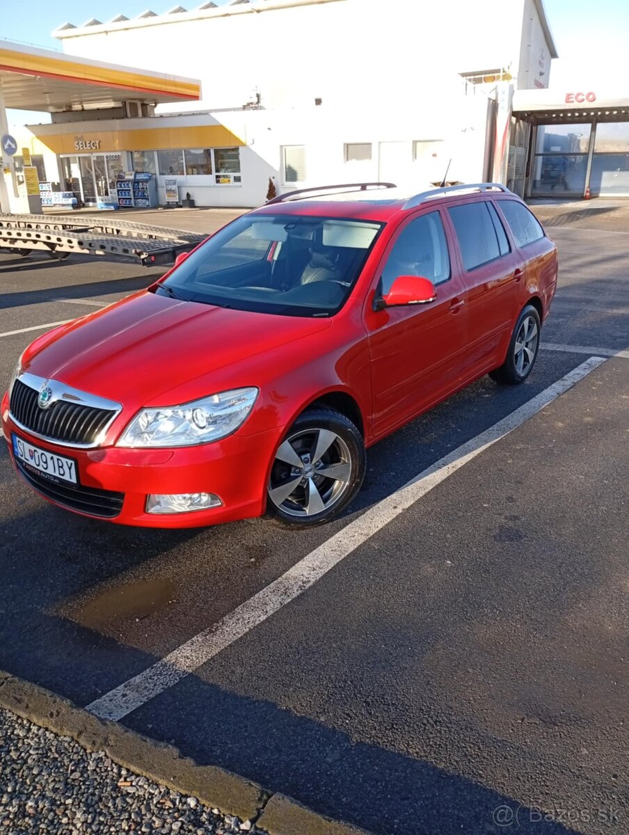 Octavia 2.0tdi koža xenóny strešné okno