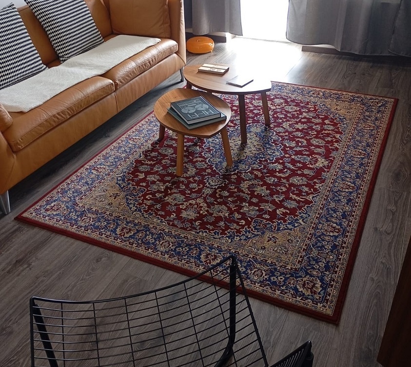 Ikea Vedbak cerveny koberec 170x230cm