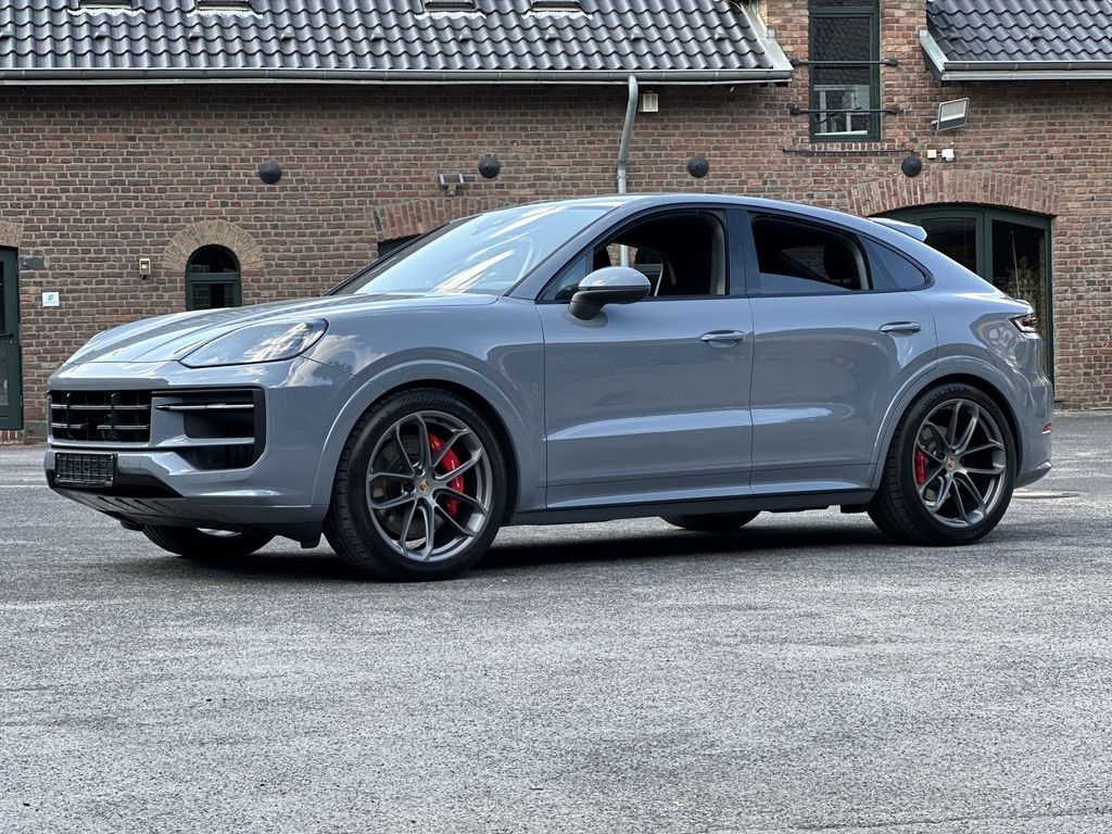 Porsche Cayenne S coupe