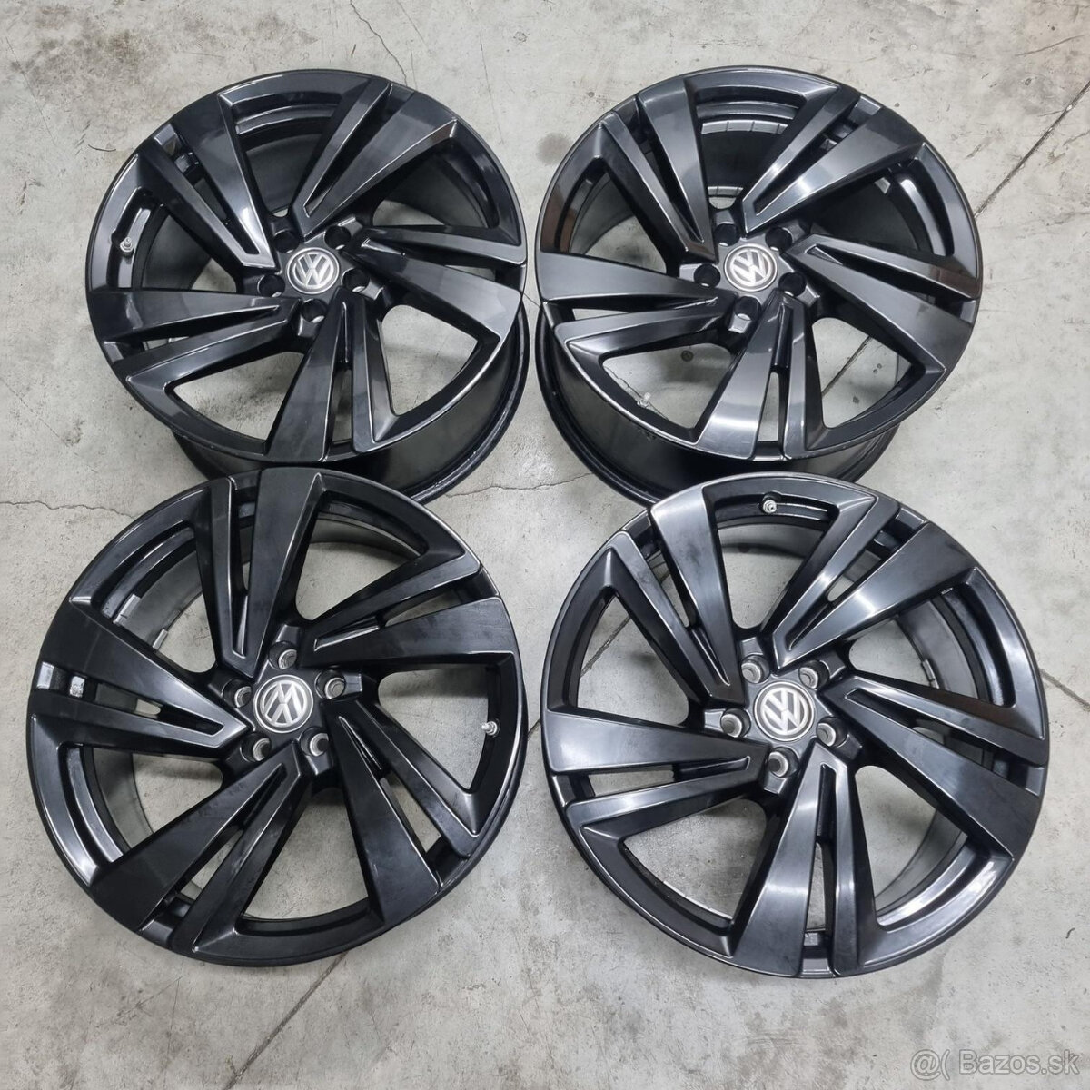 ALU Volkswagen Touareg disky 5x112 R20 ET33