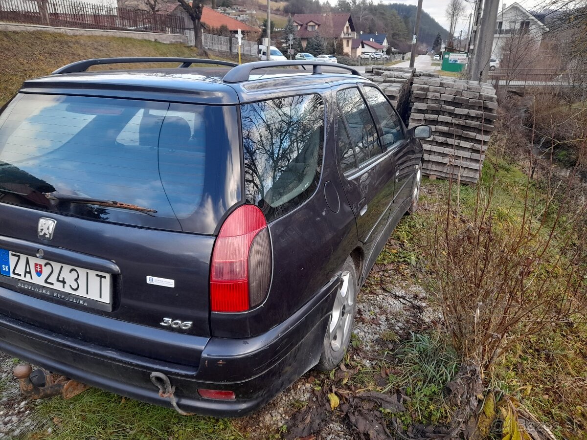 Peugeot 306