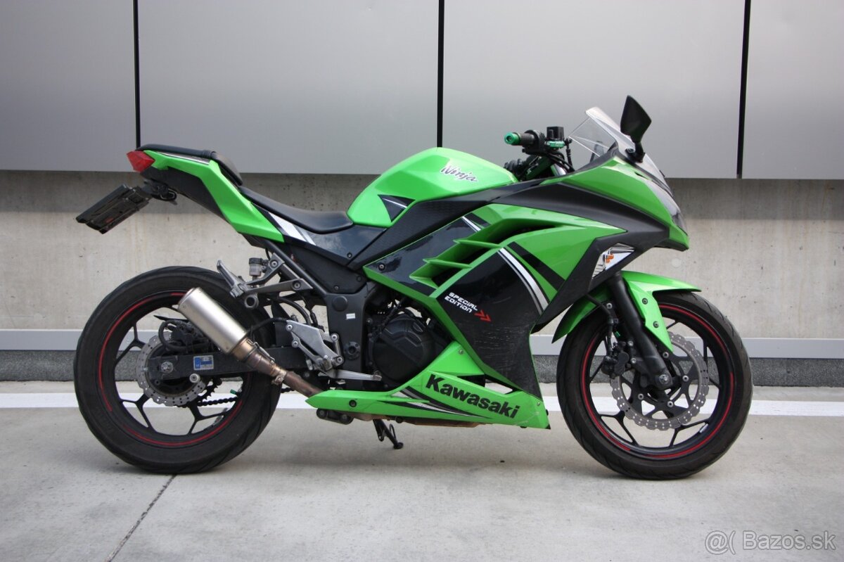 Ninja kawasaki 300 special edition