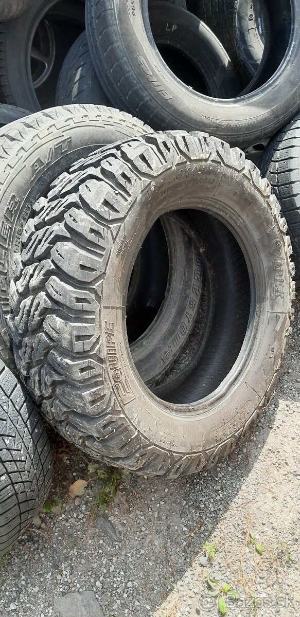 Offroad pneu Bridgestone Dueler A/T 215/65 R16