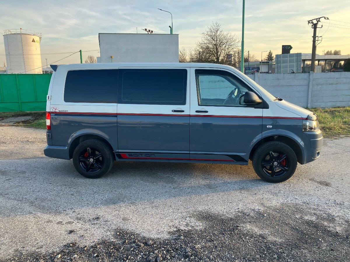 Volkswagen T5 Transporter 2.0TDI, 6 miestne