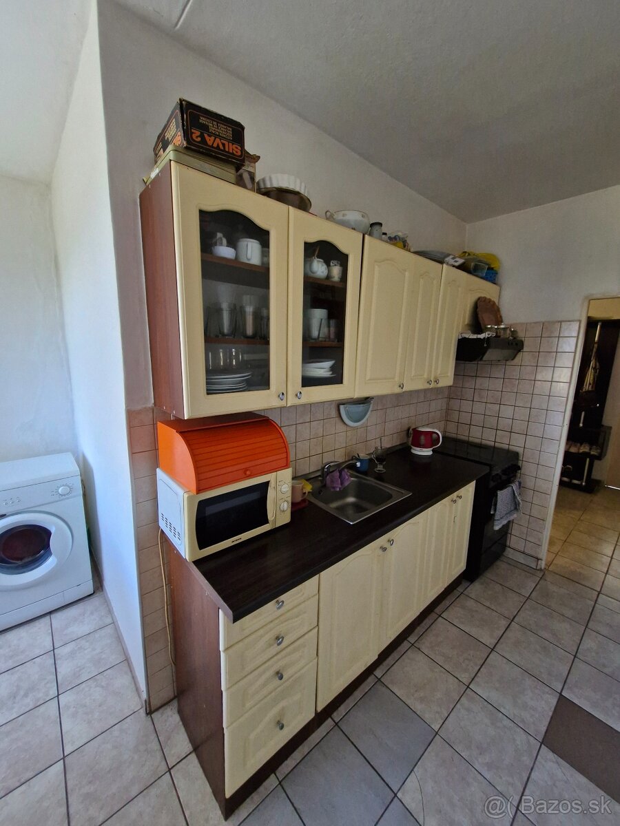 Výrazne znížená cena 3izbový byt s  balkónom  /82m²/