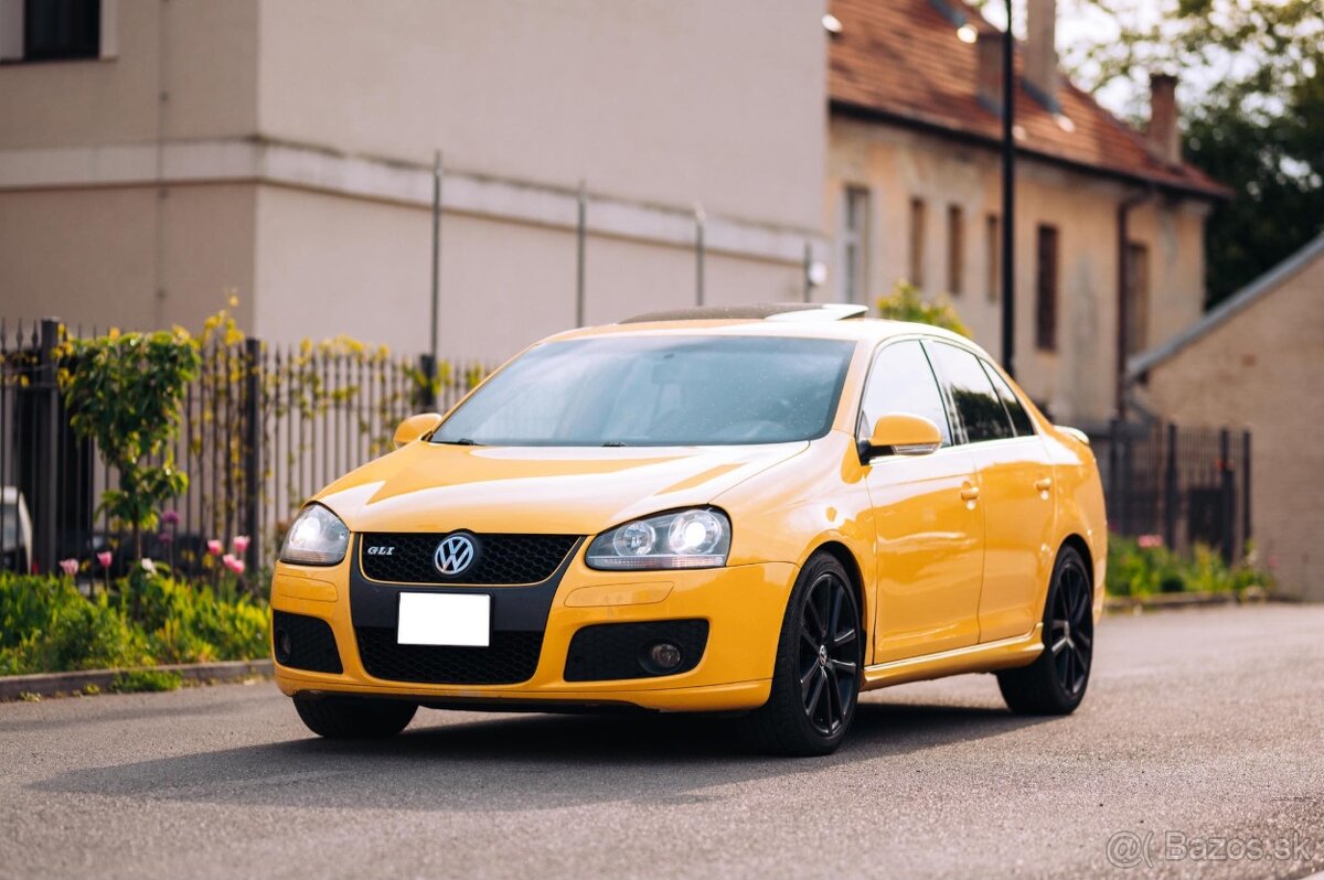 Volkswagen Jetta 2.0 16V TFSI Turbo GLI Fahrenheit edition