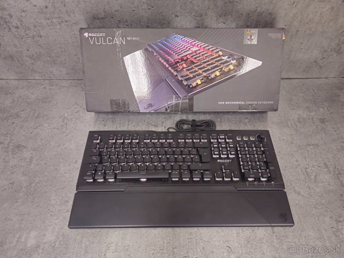 Roccat Vulcan 121 AIMO Black - herná mechanická klávesnica