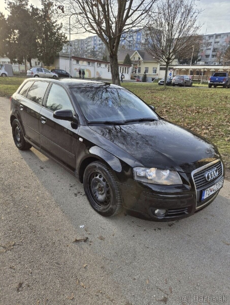 Audi A3 Sportback 1.6 benzín