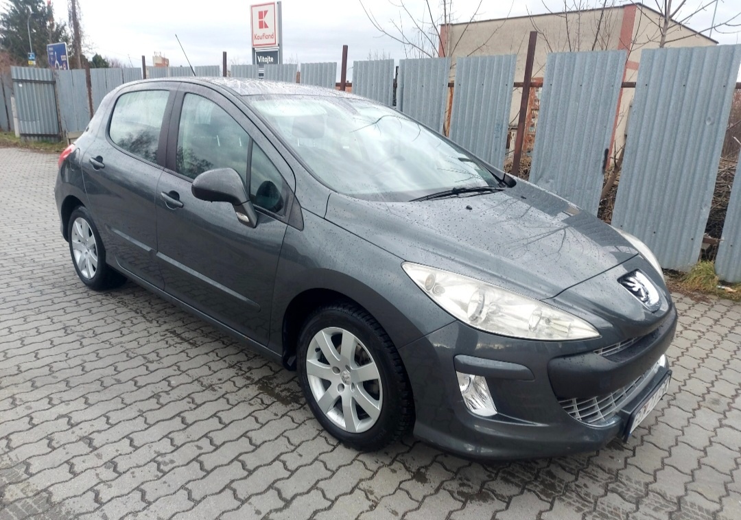 Predám Peugeot 308 hatchback automat