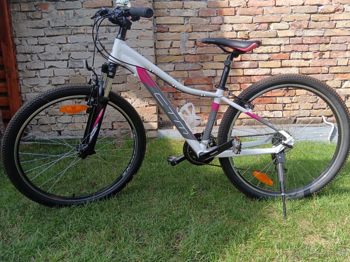 Dievčenský bicykel 27,5 CTM