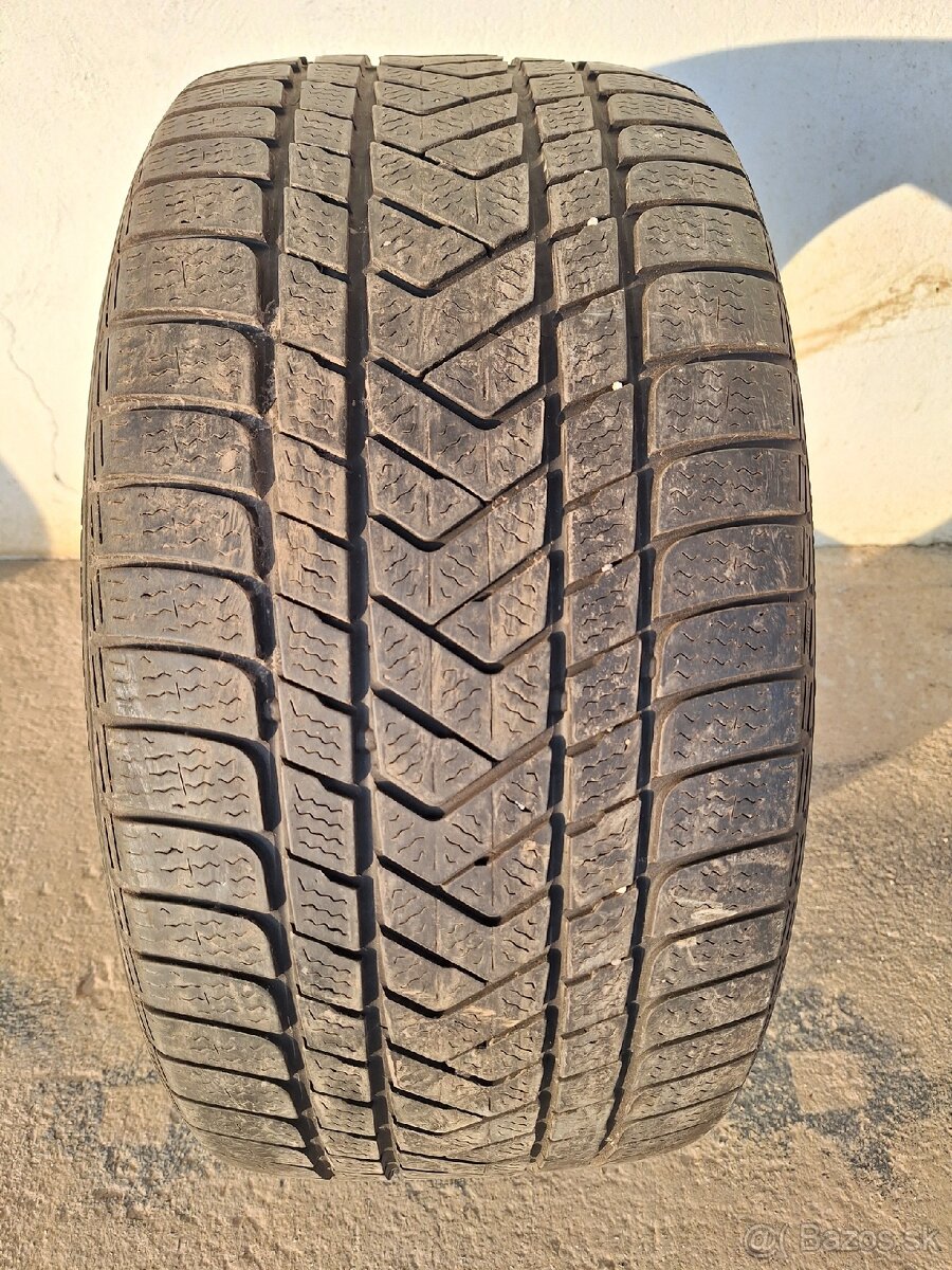 Zimne Pneu 1kus 275/35 R19 Pirelli SottoZero 3