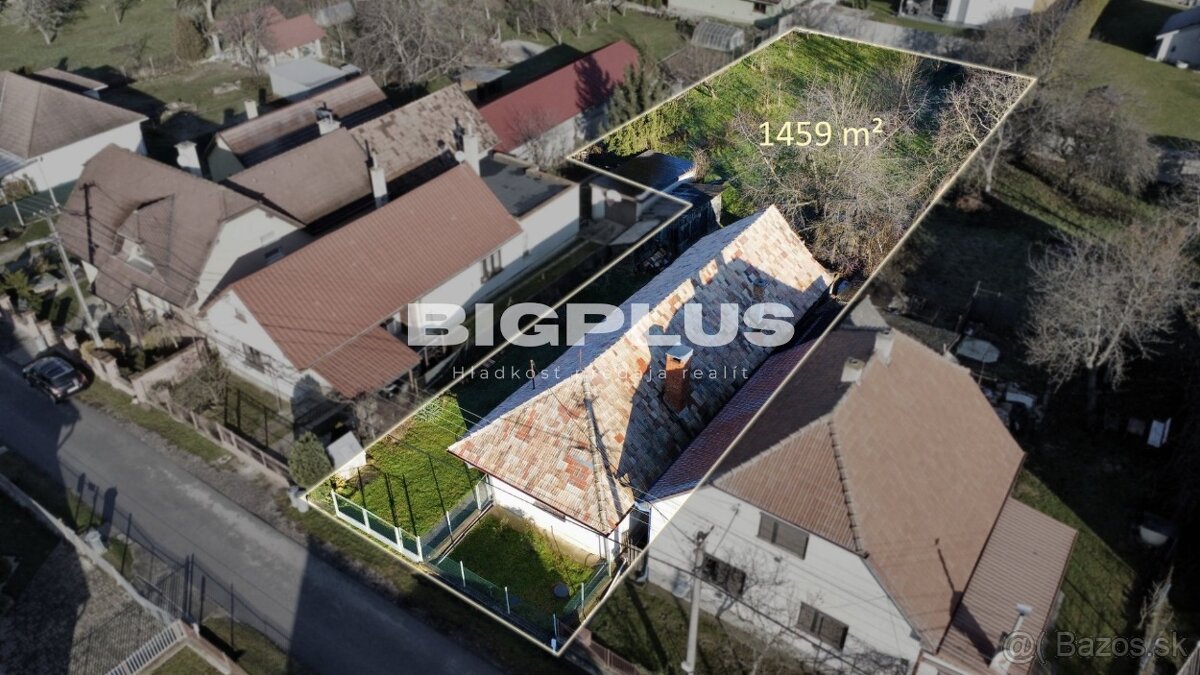 Na predaj pozemok 1459 m² so starším domom v Bystričanoch