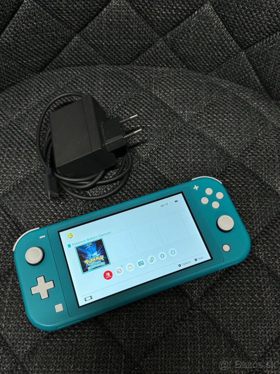 Nintendo switch lite blue - Dobrý stav + pokemon