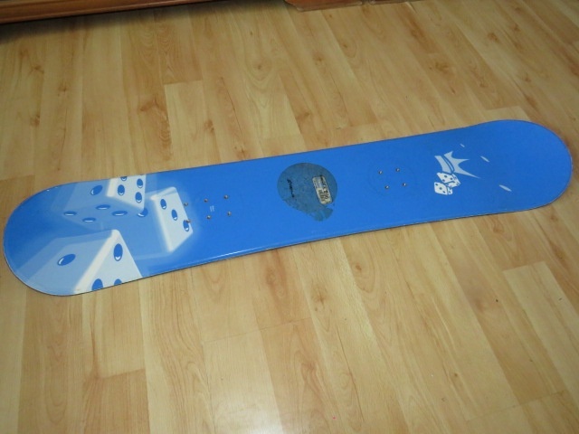 Predam snowboard CRAZY Creek,118 cm,bez viazania