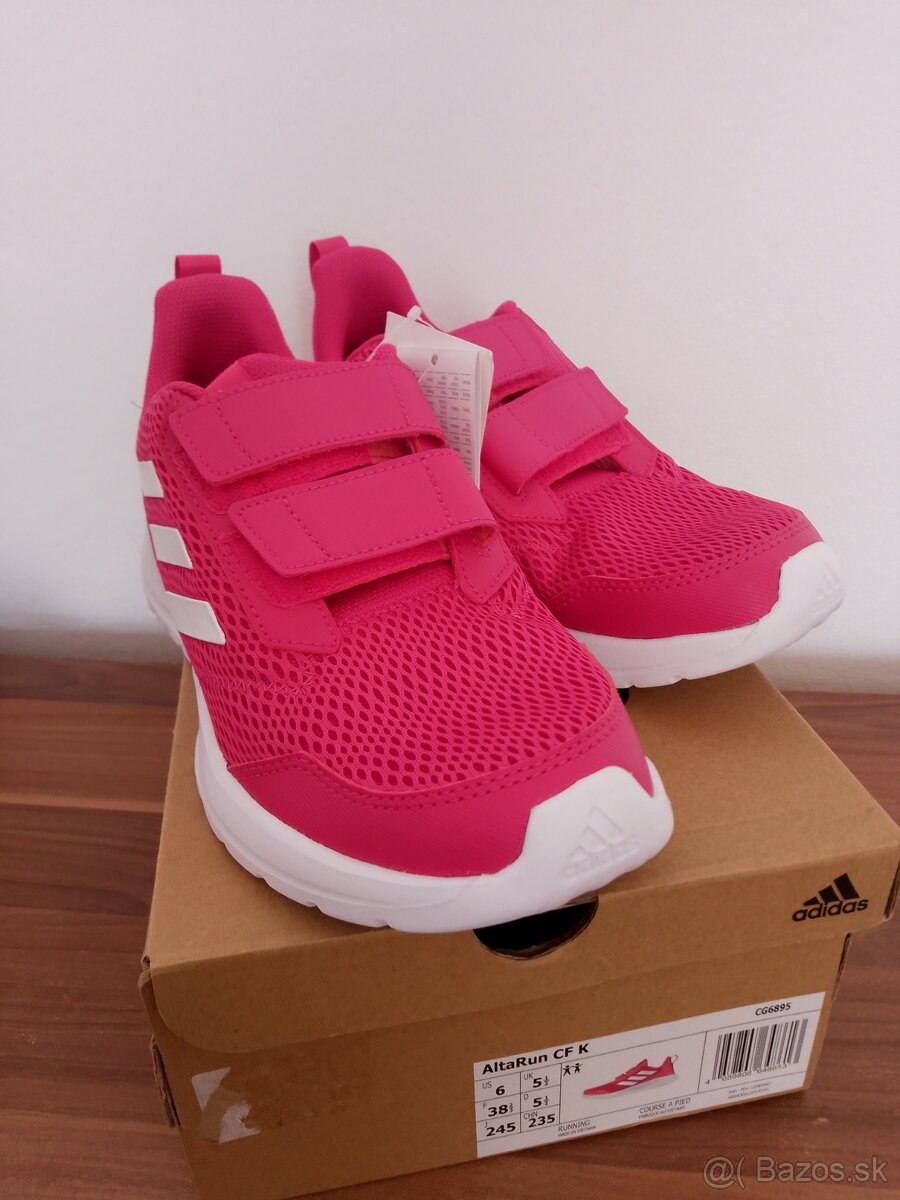 Nové Adidas 38