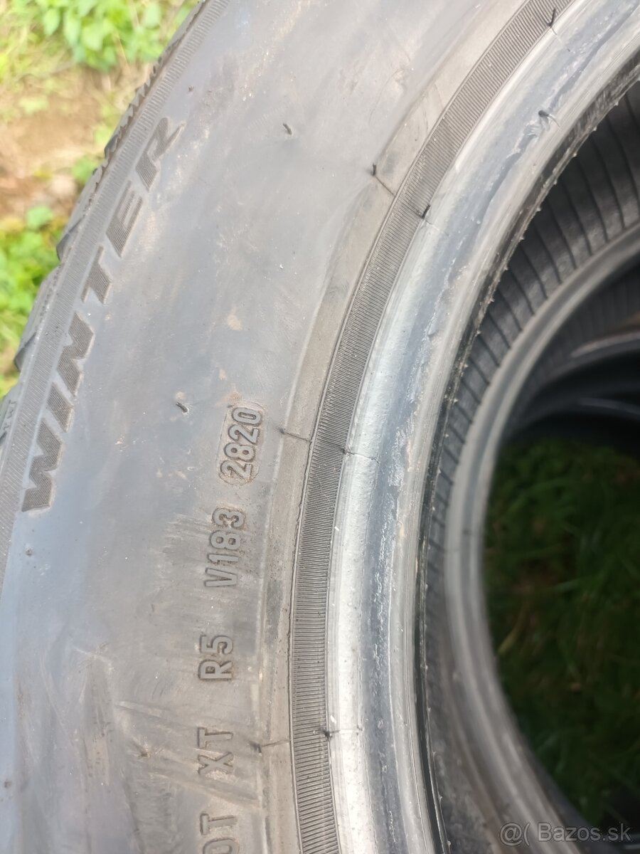 225/60r18