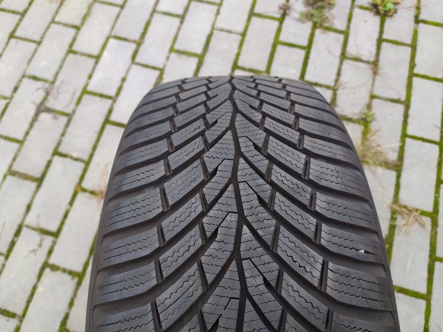 Zimné pneu Continental WiterContact TS870P 225/45 R17 XL