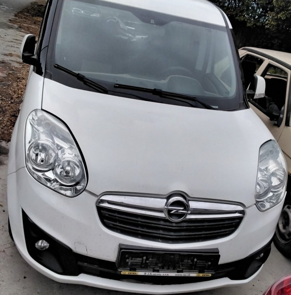 OPEL COMBO 1.6 CDTI 2016 Predám NÁRAZNÍK, SVETLÁ, BLATNÍ, KA