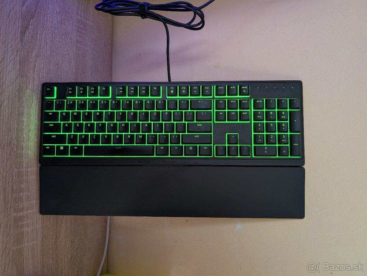 RAZER Ornata V3 X ako nováa v záruke