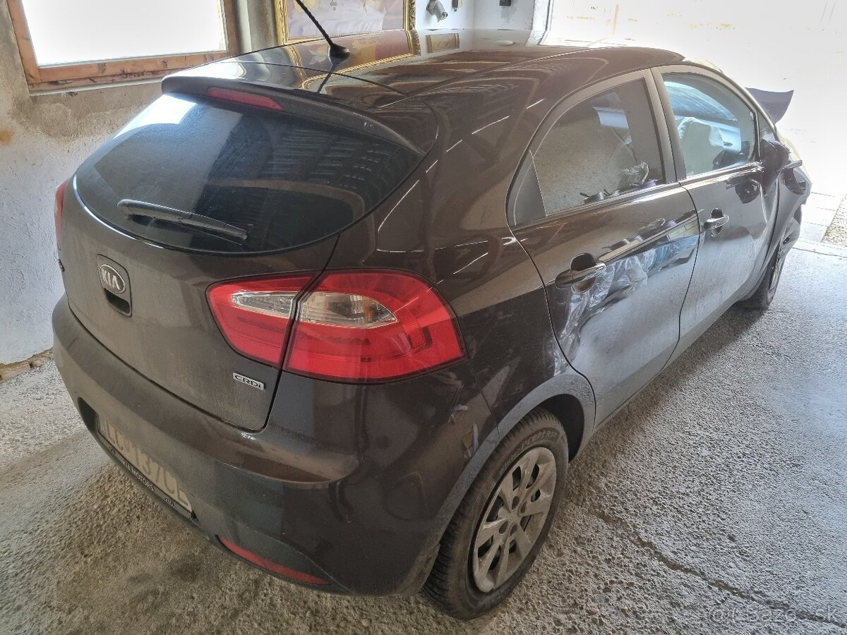 KIA RIO 2013 1.4 CRDi