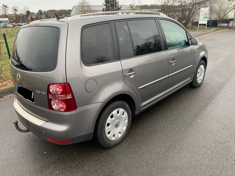 Volkswagen Touran 2.0tdi dovoz De